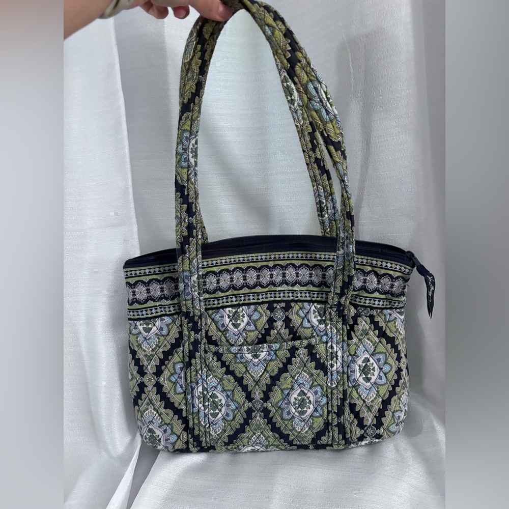 Vera Bradley Women’s Quilted Cambridge Zip Tote Bag